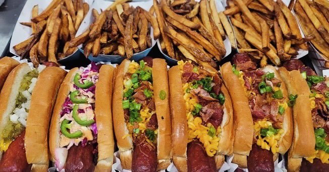 Who is going to be crowned TRIVIA CHAMPIONS tonight here at the brewery starting at 7:30pm with your host @kthankskbanks #trivianight 

Before trivia fill up on some killer loaded hotdogs and fries from <a href="/alphadawg_lv/">Alpha Dawg LV</a> 🌭🍟 starting at 5pm! #hotdogs #fries #foodtruck