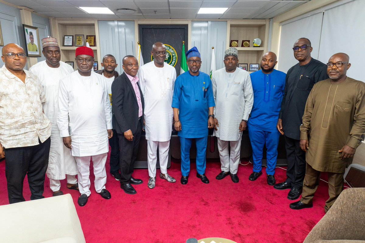 Ekperikpe001's tweet photo. I was thrilled to receive commendation from the Nigerian Association of Liquefied Petroleum Gas (LPG) Marketers for our efforts in reducing and stabilizing LPG prices through the domestication of all LPG produced within Nigeria.

During a meeting with the association today, the National President, Mr. Oladapo Olatunbosun, appreciated our swift action following the stakeholders' forum in February. He highlighted the significant price reduction, from N20 million to N15 million per 20 metric tonnes, and at the retail level, from N1,400-N1,500 per kilogram to N900-N1,000 per kilogram.