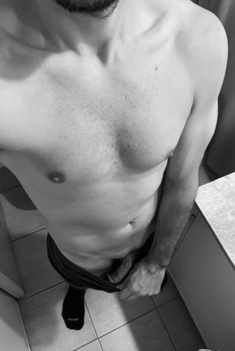 BenicioSolo's tweet photo. Con ganas de levantar la semana 😈 https://t.co/m2oR3HFwzZ