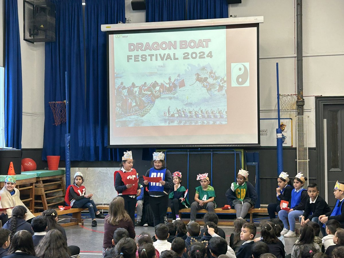 AnnetteStreetPS's tweet photo. P4 shared their fabulous learning today about Chinese dragon boat festival with the rest of the school and their families.
#learnnewthings #assemblies https://t.co/dUxy6k5SzJ
