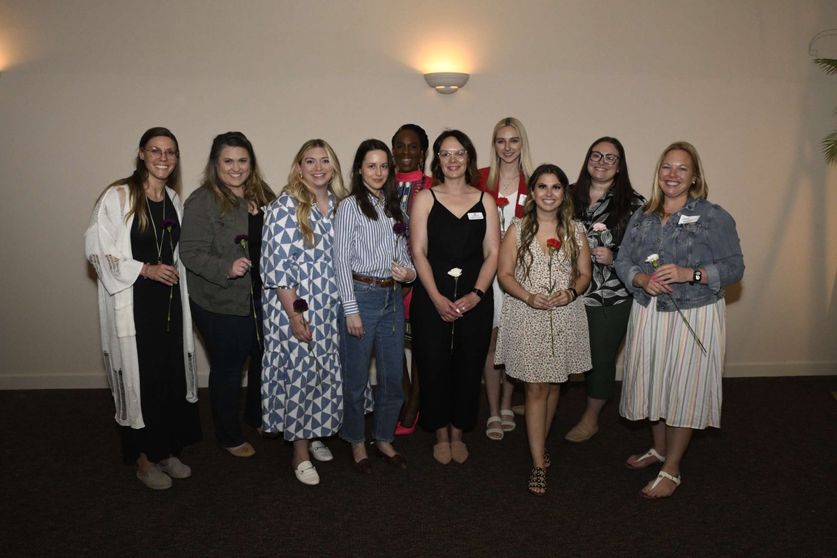 JLOmaha's tweet image. "Even if it makes others uncomfortable, I will love who I am." - Janelle Monáe ♥️ Don't let anyone dim your light. Shine on, be proud, and inspire others to do the same. ✨️ 

#JuniorLeague #JLOmaha  #Pride #JanelleMonáe