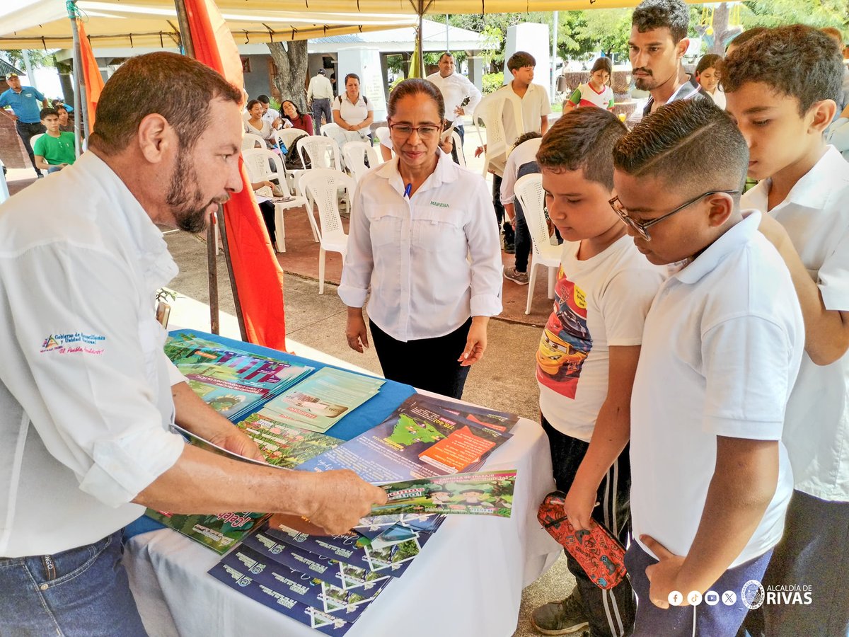 AlcRivas29's tweet photo. El Ministerio del Ambiente y los Recursos Naturales (MARENA), en colaboración con la Alcaldía de Rivas, organizaron una maravillosa Feria Ambiental para conmemorar el Día Mundial del Medio Ambiente esta mañana. 
#2024HaciaNuevasVictorias
#AmorAlaMadreTierra https://t.co/tqsqKQQixN
