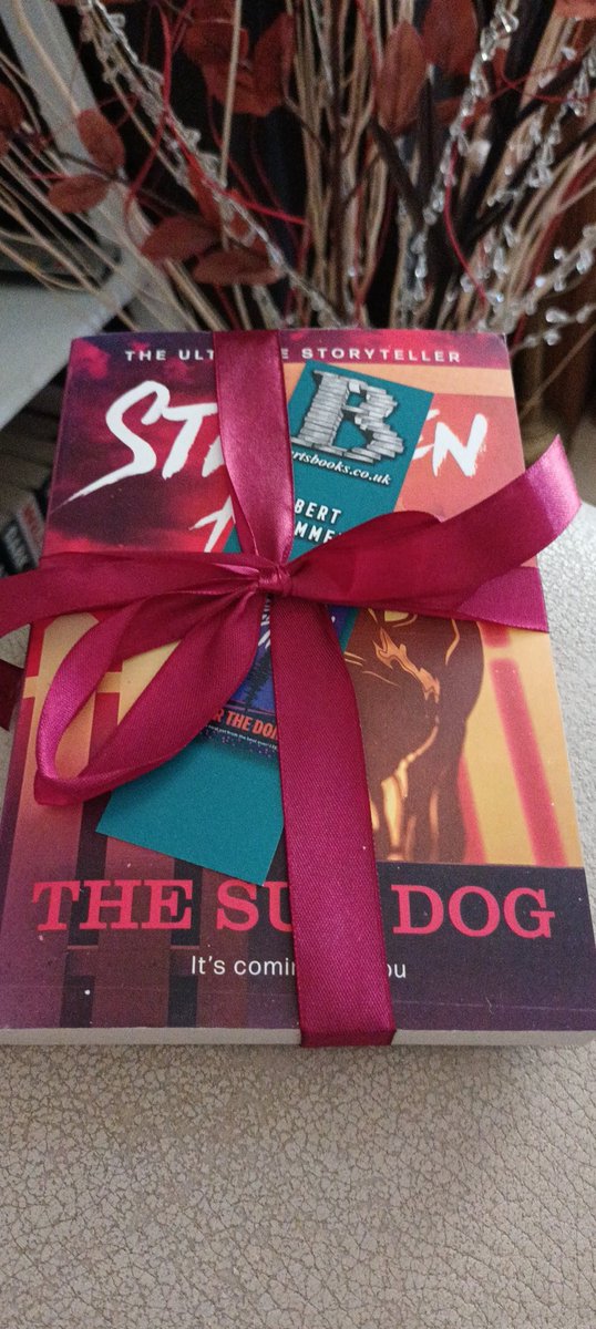 nat_avidreader's tweet image. My monthly subscription from the fabulous @bertsbooks ❤️ is a
great way of building my book collection &amp;amp; also the important Berts points that I can use for more books!! 📚📚
Win Win! 🙌🙌
AND it's free delivery!🥳
#booktwitter
#booksubscription
#monthlybooktreat