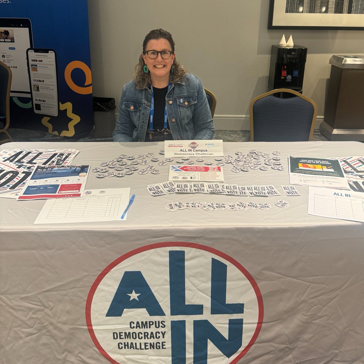 If you’re in Detroit for the Civic Learning and Democratic Engagement Meeting hosted by @NASPATweets &amp; <a href="/AASCU/">AASCU</a>, stop by and see Executive Director <a href="/JenDomagalG/">Jen Domagal-Goldman</a> representing #AllInToVote! #CLDE24