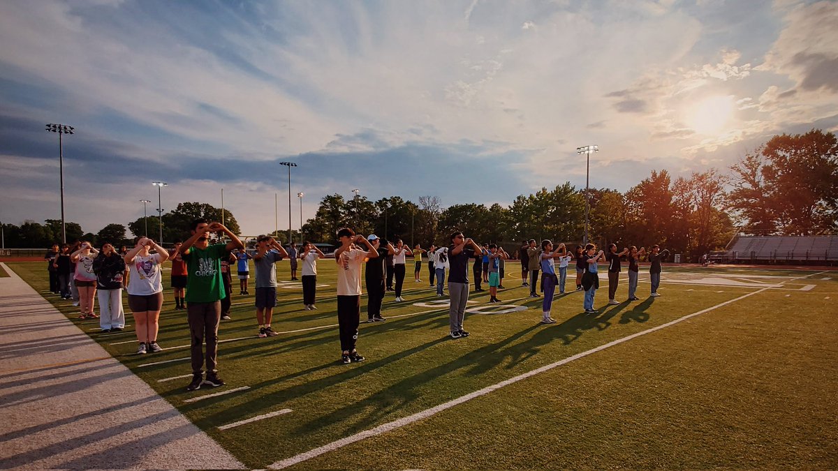 JFKBands's tweet photo. We had more beautiful weather for #JFKMB spring training this week! It's not too late to join--come be a part of something great! https://t.co/Xhp6Z1ZzEn