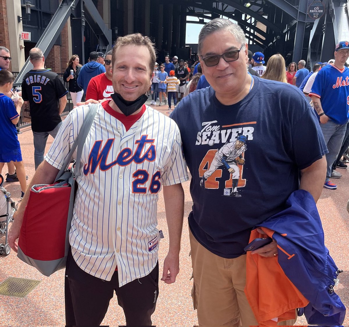 Cardonafred's tweet photo. @EvanRobertsWFAN, hopefully, we'll meet you again across the pond. My son and I are flying out tomorrow morning at 830am! https://t.co/0CaVKWl4Iy