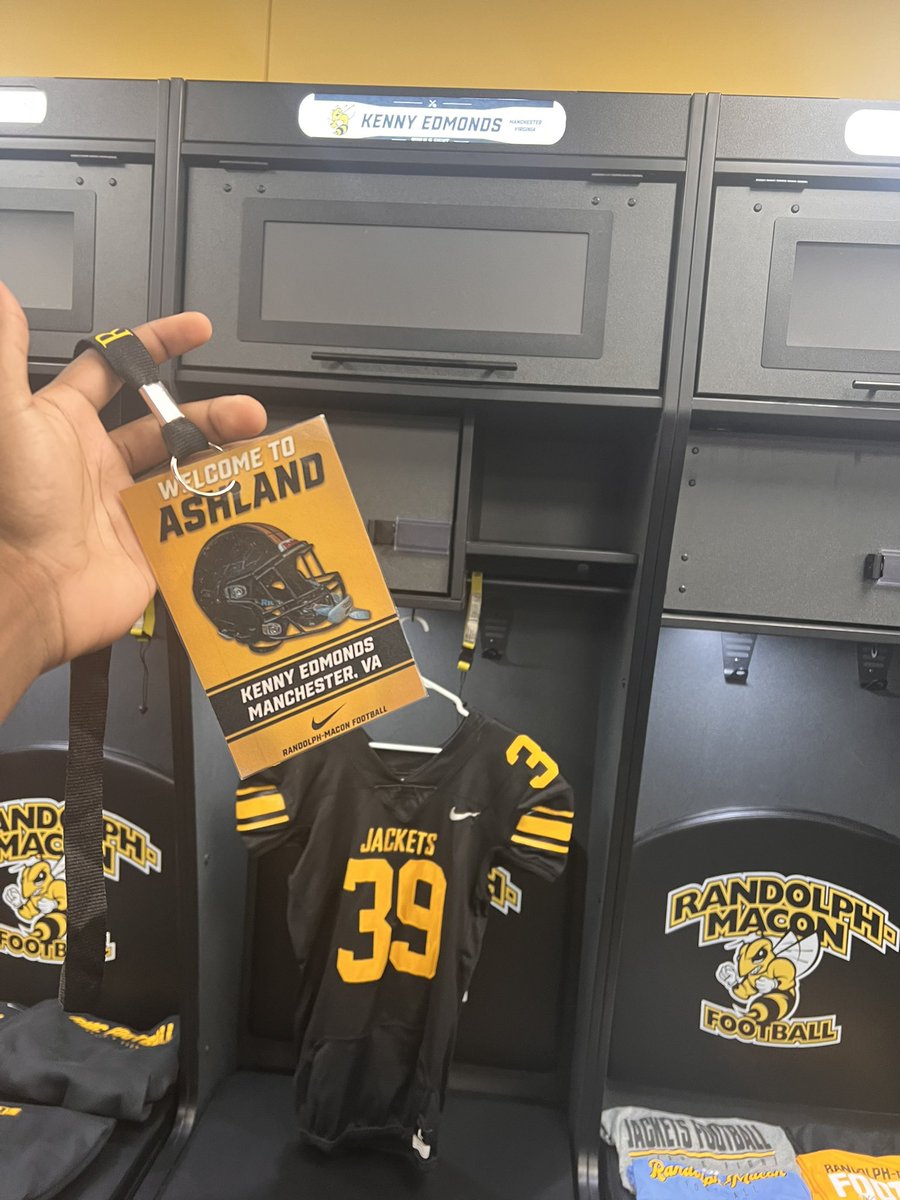 BegreatK1's tweet photo. Thank you @CoachMcGeeRMC and @RMCfootball for the visit, Hope to see yall again. https://t.co/6Rjn8LYUpr