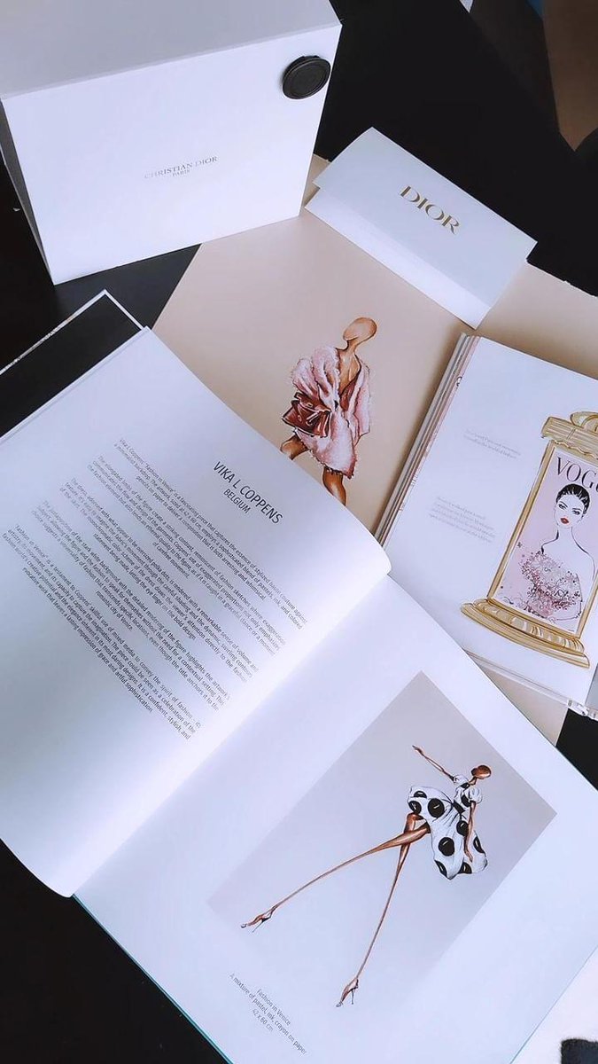 Vika.L.Coppens tweet media