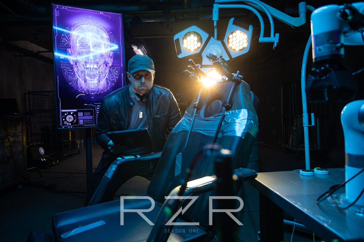 Director Christopher Folkens on the high-tech set of #RZRSeries. 

📸: Darrin Van Gorder

#TVShow #TVSeries #SciFi #Futuristic #Cyberpunk #BTS #AI #NeuralImplants #GalaFilm #StreamingNow #ChristopherFolkens #DavidBianchi