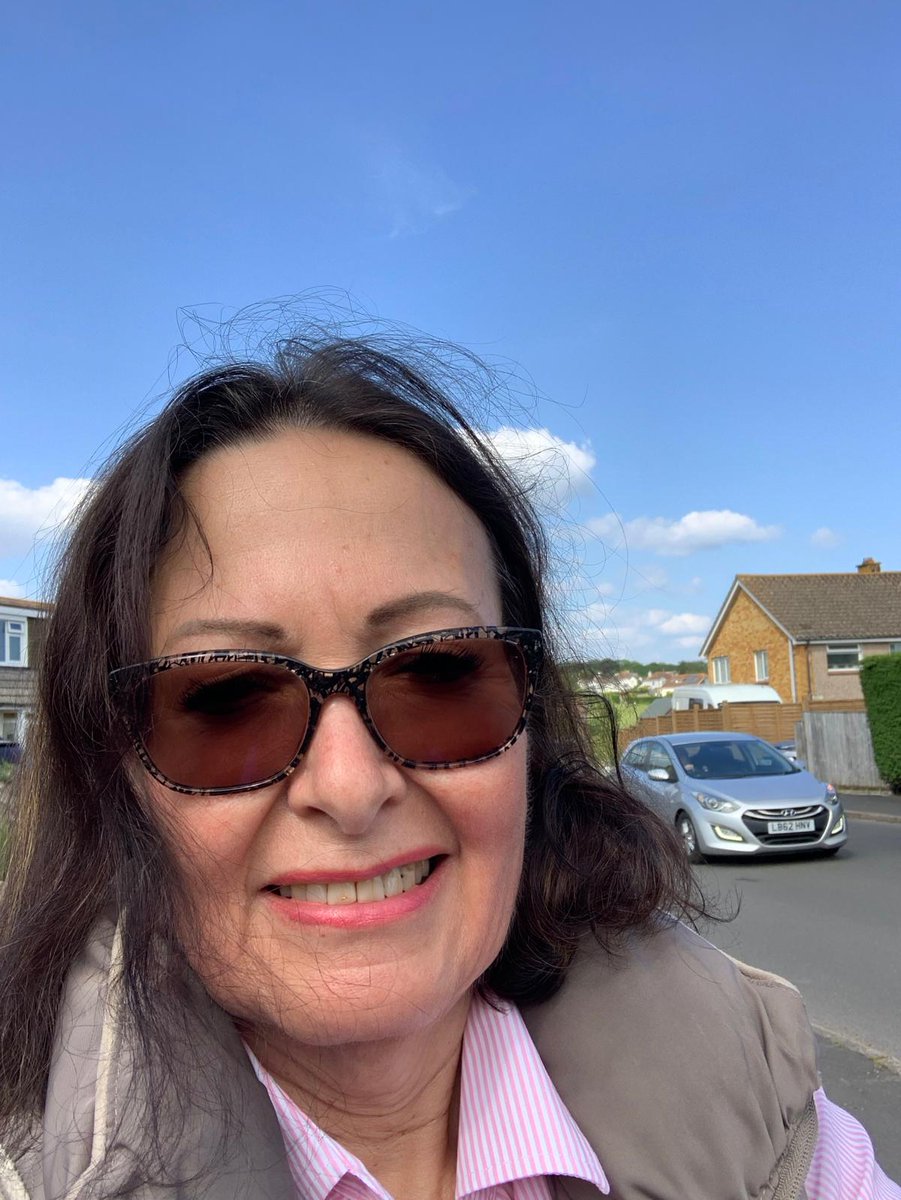 Out on the doors today in Combeinteignhead, Stokeinteignhead and Dawlish. 

Glorious weather! Highly recommend the monthly Saturday breakfast at the village hall in Combeinteignhead! And the wonderful village shop in Stokeinteignhead!