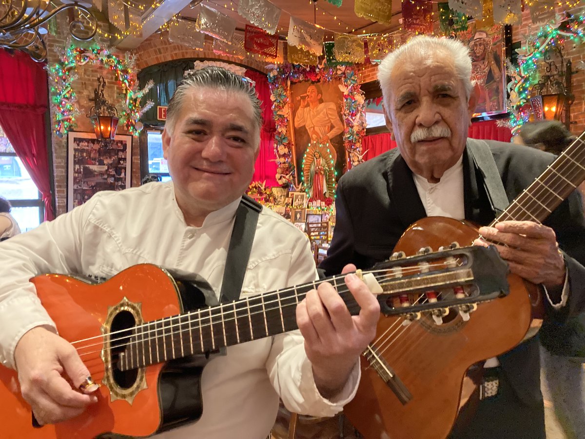 One of the busiest restaurants in the US, San Antonio’s Mi Tierra is a living document of the city's political + cultural history. On today's episode, Evan Stern tells how Mi Tierra provides a spiritual mooring for the neighborhood of Market Square.

southernfoodways.org/gravy/how-mi-t…