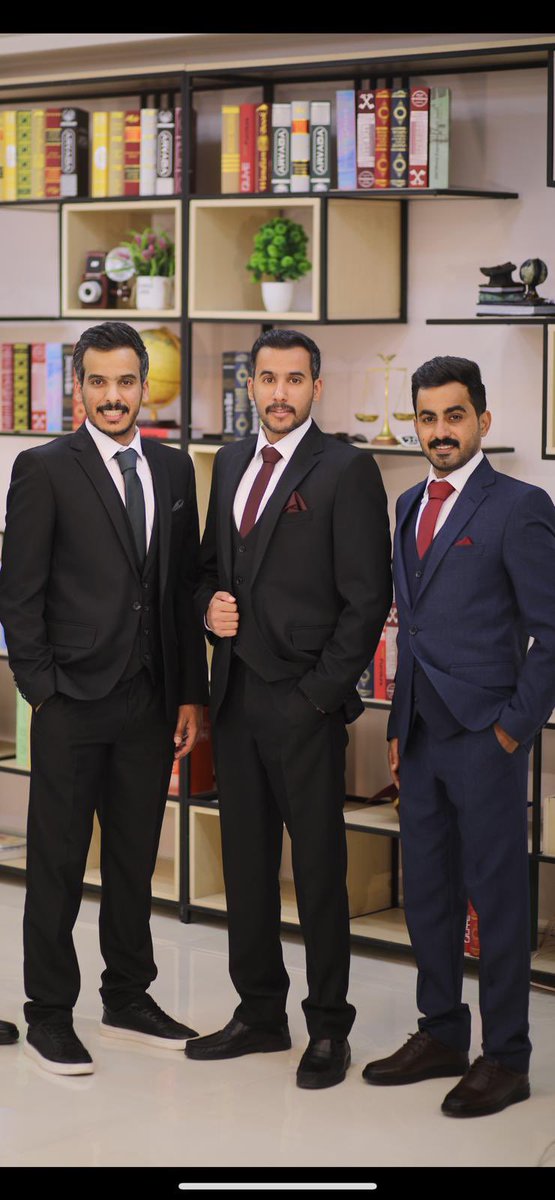 الف الف مبروك التخرج اخواني 
طلال ناصر الرديعان ، سلطان علي النازل ، سلمان علي النازل ❤️
<a href="/salman10202/">سلمان النازل</a>    <a href="/SultanALl92/">سلطان الظفيري</a>     <a href="/shfah/">🤭</a>