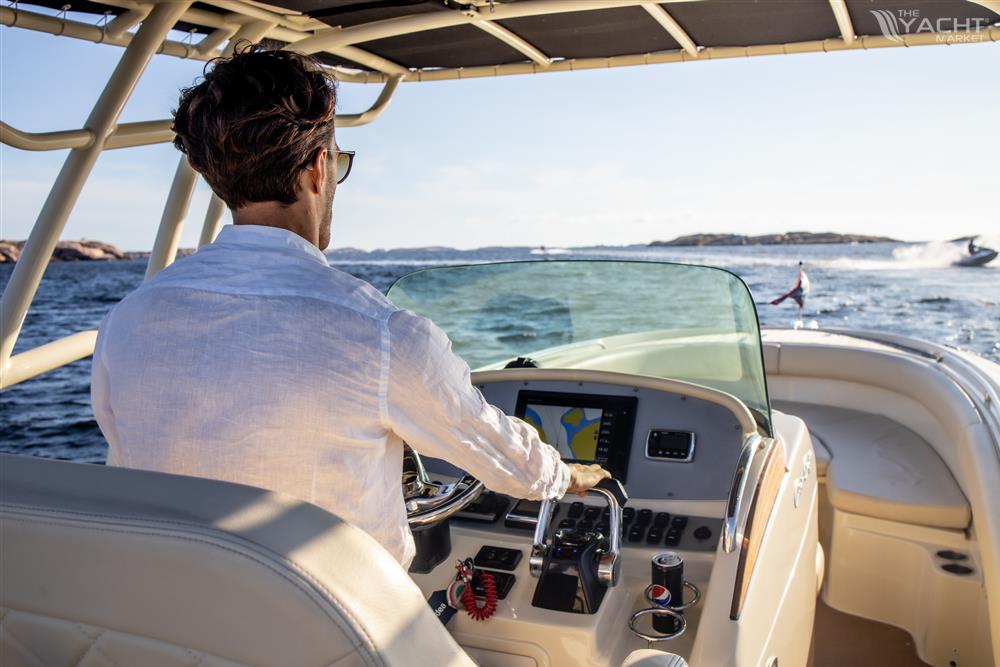 theyachtmarket's tweet image. Explore over 55 new and used Chris-Craft boats for sale  theyachtmarket.com/en/boats-for-s…

#chriscraft  #Sellboat #boating #boot #bateau #usedboats #barca  #spain #italy #france #unitedkingdom #germany #norway #netherlands #finland #USA