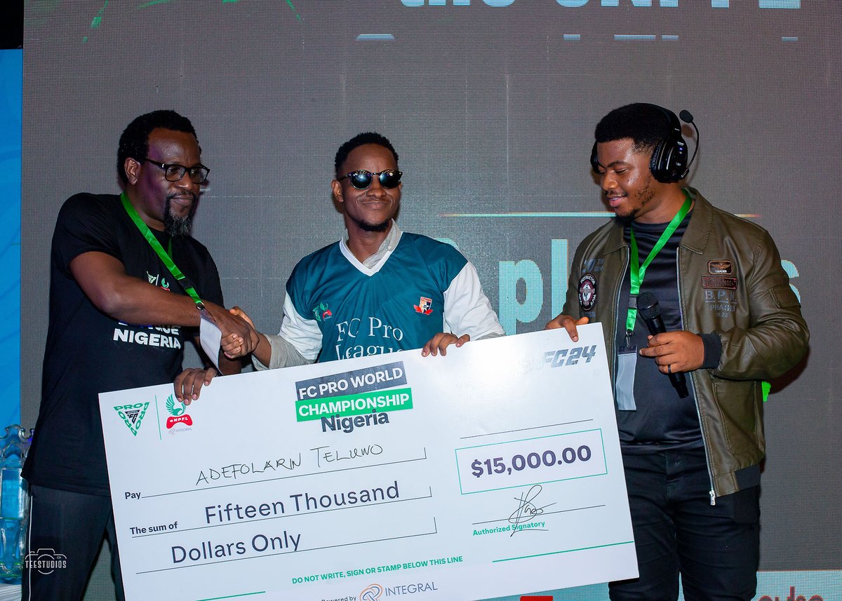 e_npfl's tweet photo. The eNPFL Grand Finale delivered a truly historic eSports showcase as 20 of Nigeria's elite gamers competed for the Grand Prize of $15,000.

Who was your favorite player at the Grand Finale? Let us know 👇🏽

#enpfl #gamingisintegral #fcpro #naija https://t.co/QV2fMSomng