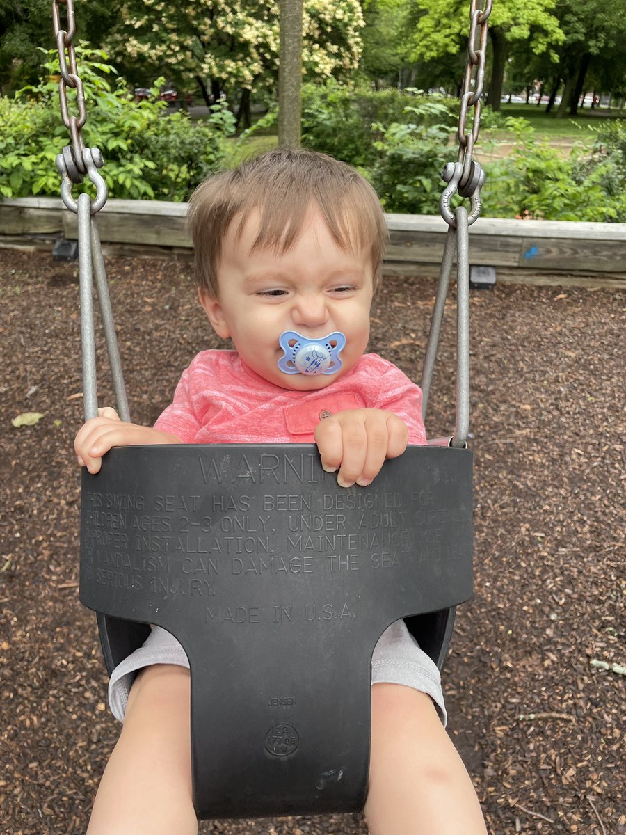 ejwill52's tweet photo. Thank you to all the hard working people of @ChicagoParks! We appreciate having so many easy-to-access &amp; clean parks in our neighborhood! #SummerinChi https://t.co/BCxSaph3J5