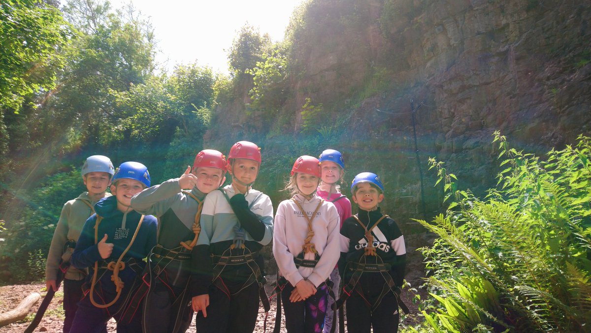 Ryan Jones tweet media