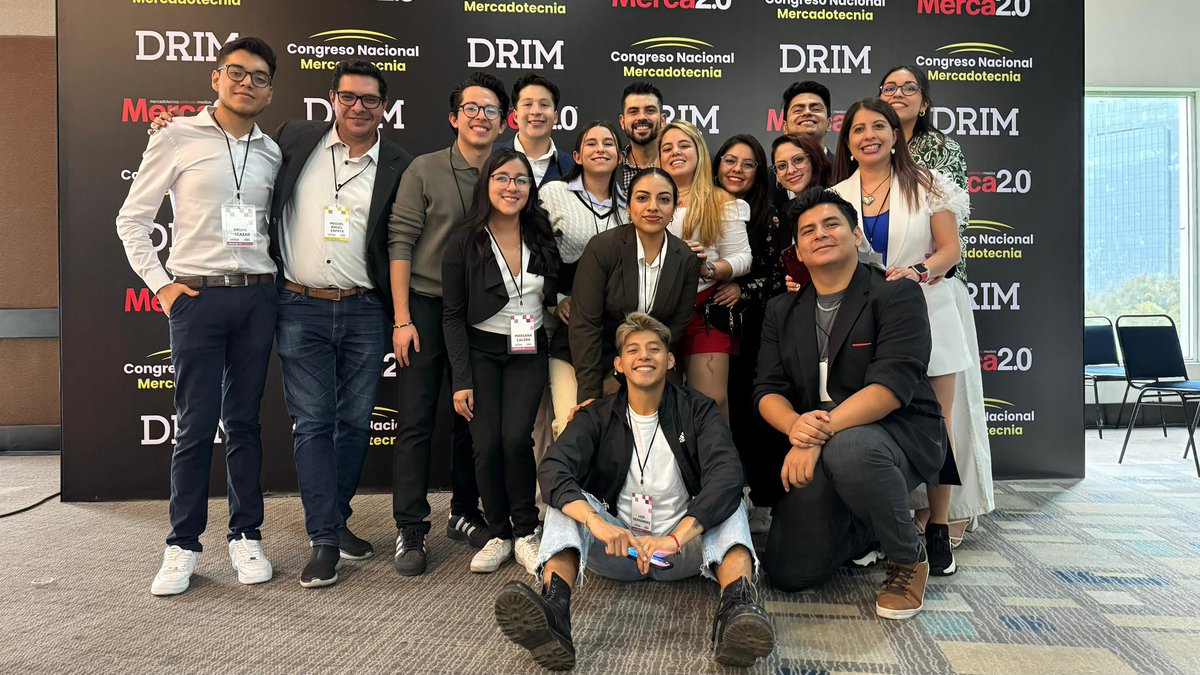 CloseUpCompany's tweet photo. ¡Una vez más lo hicimos! Estamos muy contentos por esta enorme producción y por ser partícipes del Congreso Nacional de Mercadotecnia 2024, organizado por @Merca20 

Nos llena de placer poder compartir experiencias inolvidables. ¡Vamos por más emociones! #CNM24 https://t.co/8wfF95JnmC