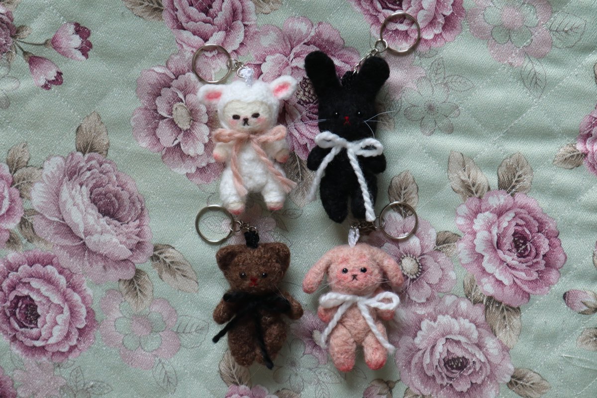 tinyapricottree's tweet photo. 'charming' ribbon doll charms! ˎˊ˗ 
these little ones are available now blind bag style! https://t.co/Q4wb3R5WVH