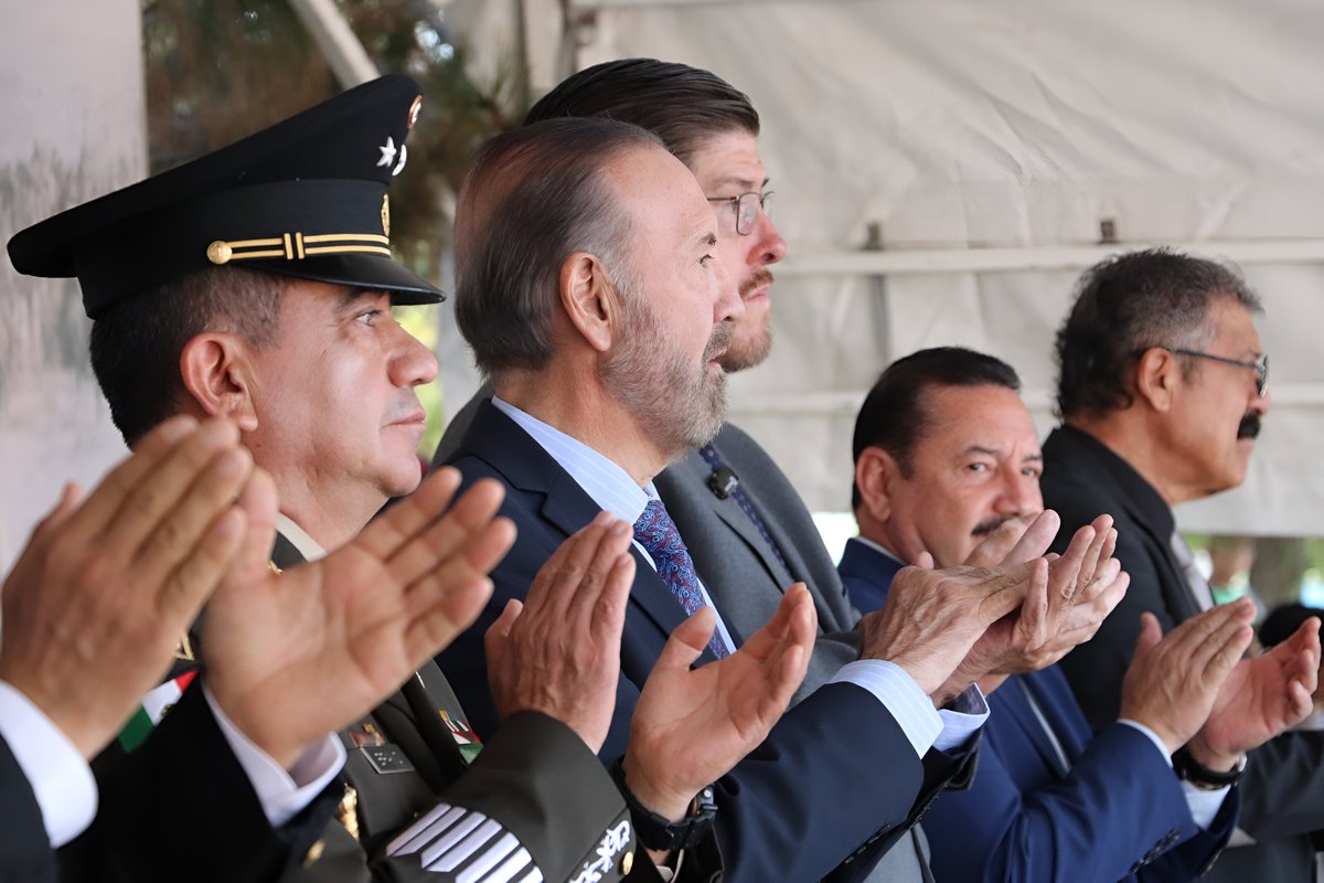 'El legado de “#PanchoVilla” sigue vigente , pues su ejemplo sigue inspirándonos a trabajar por un México🇲🇽 mejor', <a href="/HectorVelaV/">Héctor E. Vela V.</a>, al presidir el homenaje por el 146 Aniversario del Natalicio del General Francisco Villa.