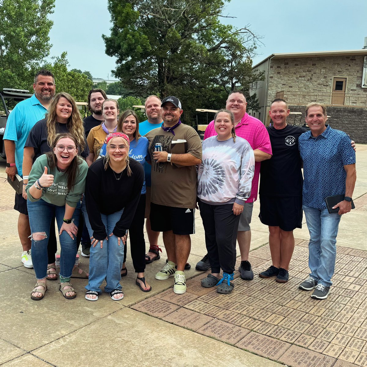 DGpreacher's tweet photo. So grateful to serve with such an amazing group of Student Ministry Leaders! These precious people are such a blessing to this Pastor! Please continue to pray that God will move in our students lives this week! @fallscreekok @Sunnylanesbc @DrewSanford16 https://t.co/3dn0JY72aP
