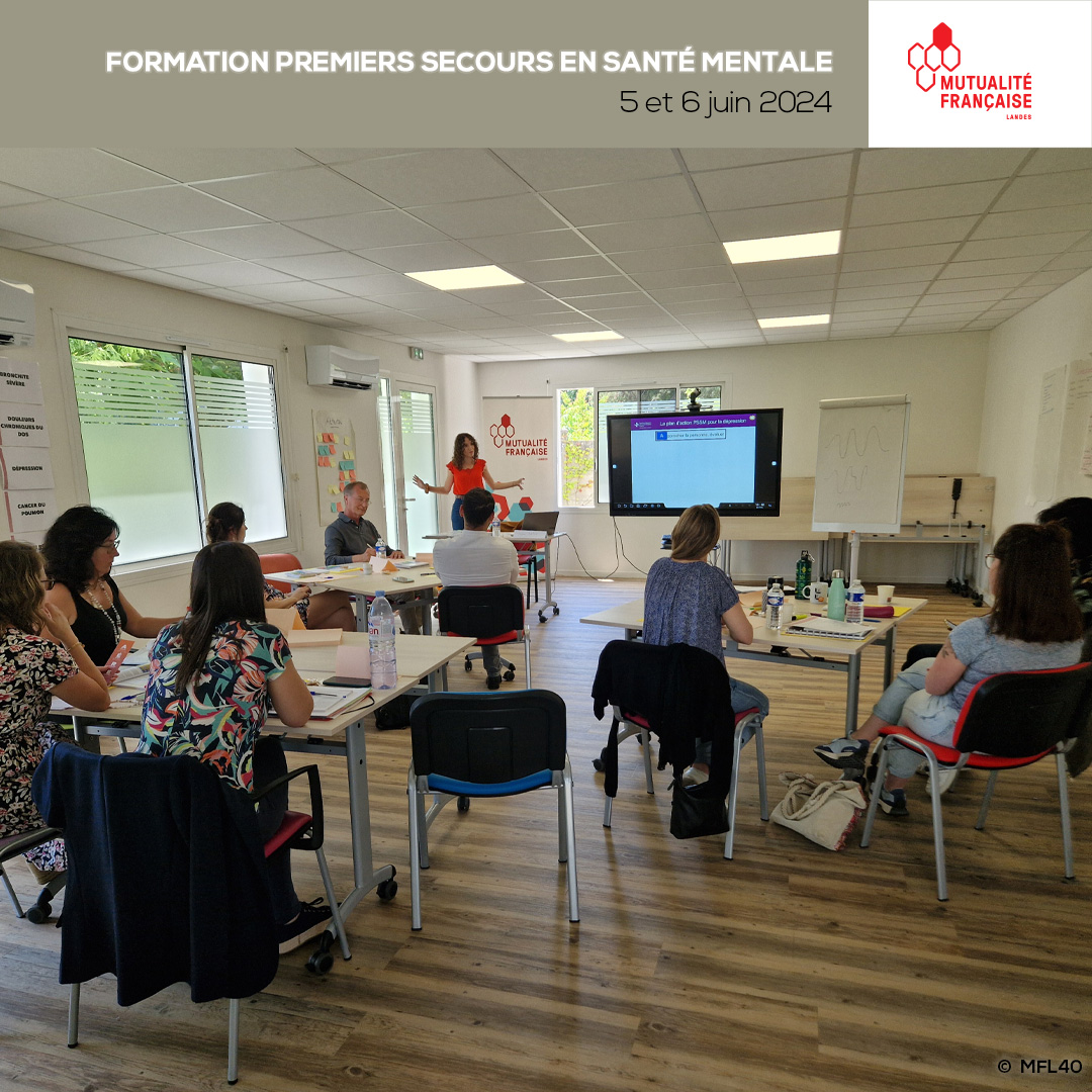 mfl40's tweet photo. 2 jours de formation aux #premierssecours en #SantéMentale.

Ils sont l’équivalent, en santé mentale, des gestes de premiers secours qui apportent une aide physique à une personne en difficulté. Merci @mutNaquitaine.

#formationsanté #santé #mutualisme https://t.co/6QrWHz4YaT