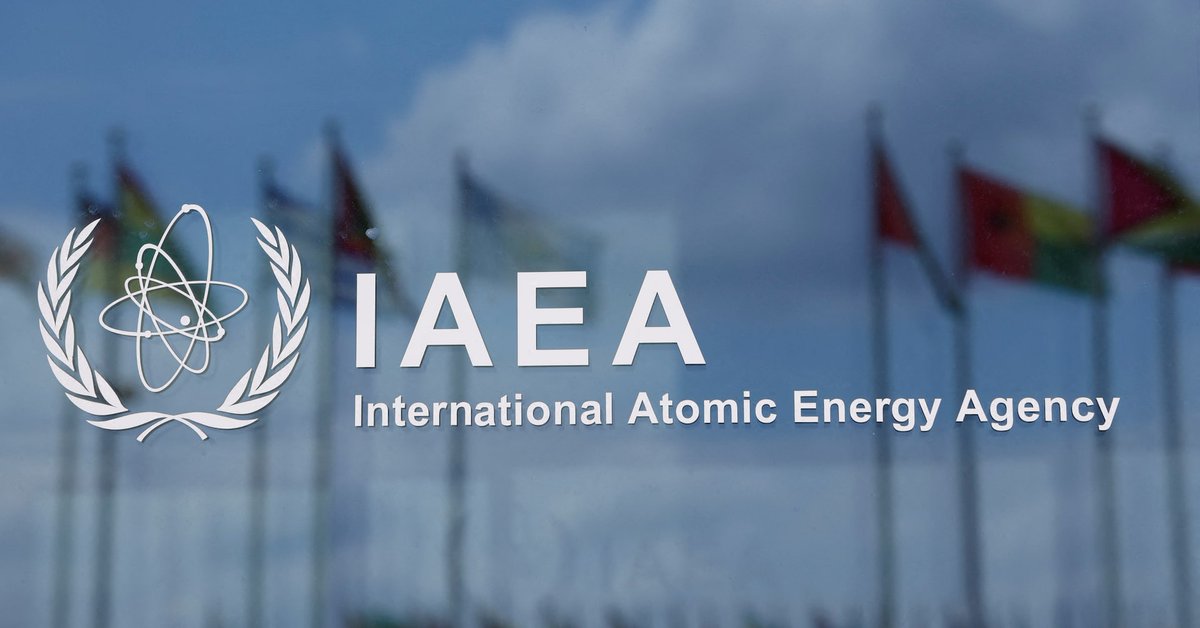Reuters's tweet photo. IAEA Board passes resolution against Iran on cooperation, inspectors https://t.co/HEV5z8Ey5s https://t.co/tJhFhrlY3W