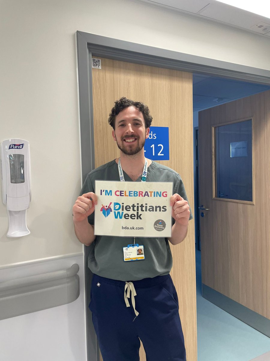 NUHDietitians's tweet photo. @jcsbak @P_e_t_r_a____ @BDA_Dietitians @LondonBDA @NewhamICU @estheraby02 #CelebratingUs #DietitianWeek @BDA_Dietitians 

#HighProteinSnacks on the ward - Upton Park ward @FionaAshanti_ @jcsbak @P_e_t_r_a____ @JohnMoMidd https://t.co/9GjVR4iSvD