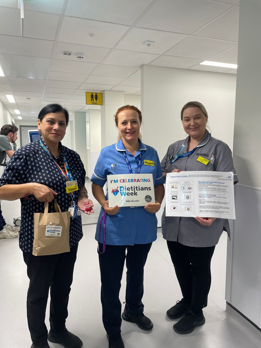 NUHDietitians's tweet photo. @jcsbak @P_e_t_r_a____ @BDA_Dietitians @LondonBDA @NewhamICU @estheraby02 #CelebratingUs #DietitianWeek @BDA_Dietitians 

#HighProteinSnacks on the ward - Upton Park ward @FionaAshanti_ @jcsbak @P_e_t_r_a____ @JohnMoMidd https://t.co/9GjVR4iSvD