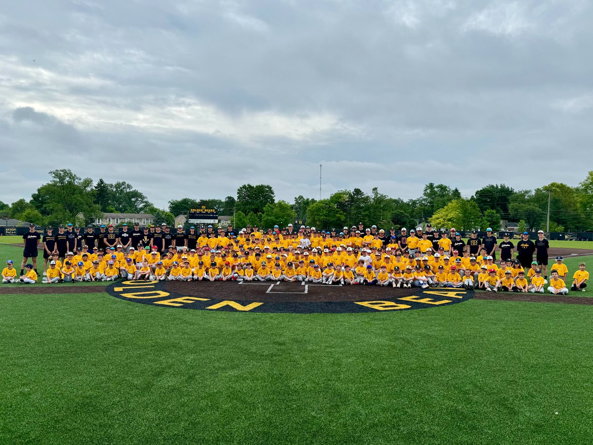 Great week of camp with all of these future Golden Bears!

#FEA |#SummerCamp 🐻⚾️