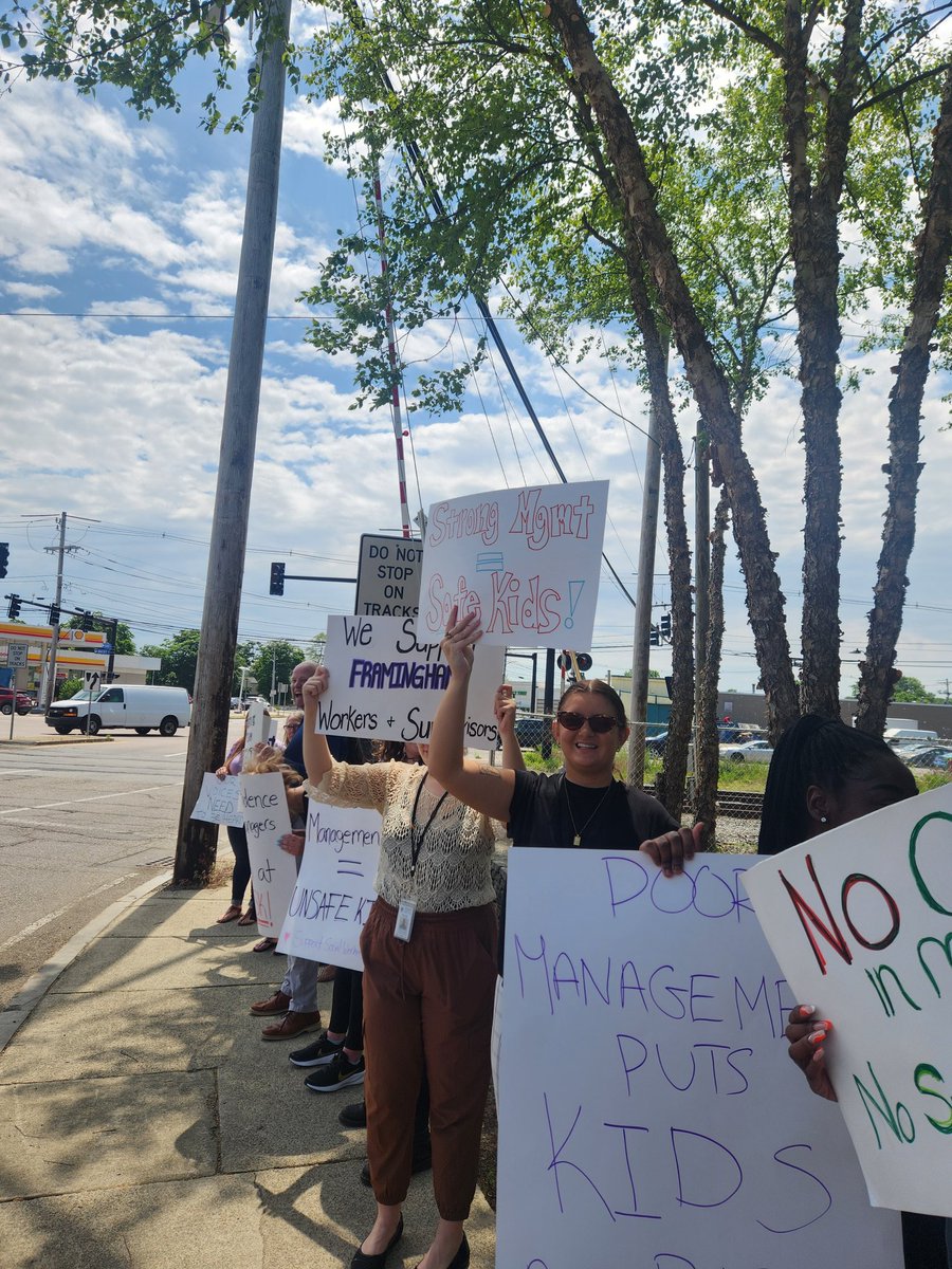 Thank you to the Framingham members! They have been outside for 3 weeks during their lunchtime demanding accountability and solutions that center families and support the workers who serve them.