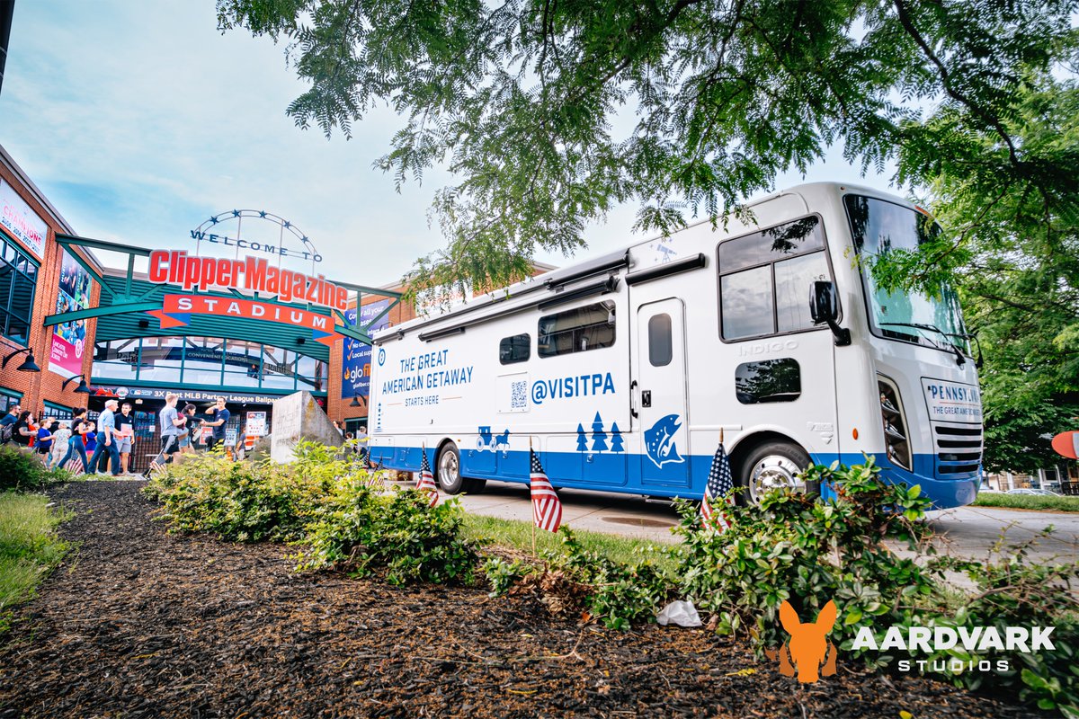 aardvarkstudio_'s tweet photo. Philly, Lancaster, and Pittsburgh! Just a handful of stops on the Great American Getaway with @GovernorShapiro. Our fully #customRV is perfect for camping in style and comfort. Join us as we explore the Keystone State’s vibrant cities and stunning parks!
#Experiential @visitPA https://t.co/aTHKD5ysvf