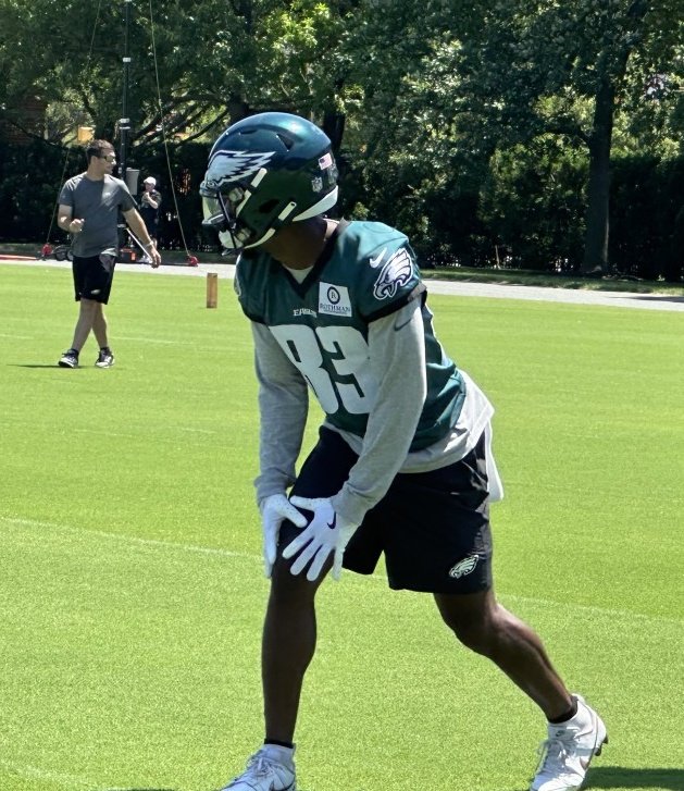 thomasrp93's tweet image. John Ross has made it from trying out, to signing a deal, to now taking 1st team reps back to back practices to open mandatory minicamp.

Has been very active in practice, too. Rooting for Ross.
#Eagles