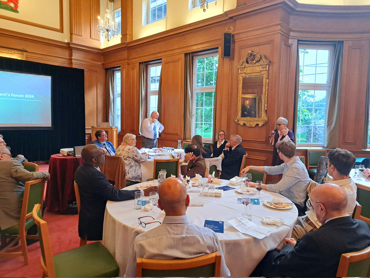 RCSEd's tweet photo. This evenings forum in London has begun with some insightful discussion and debate from our audience on the future of healthcare. We have also had a fascinating talk about AI in surgery from Professor Shafi Ahmed #rcsed https://t.co/afM3v8oZB2