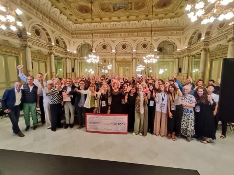 Gabriel Jené (@gabrieljene) on Twitter photo Gran esdeveniment solidari de la <a href="/TotRaval/">Tot Raval</a> Un plaer haver partitcipat. Gracies <a href="/nuriaparicio/">Nuria Paricio</a> i <a href="/oscaresteban/">Òscar Esteban</a> i <a href="/minvill/">minvill</a> per la vostra implicació i entusiasme Gran esdeveniment solidari de la <a href="/TotRaval/">Tot Raval</a> Un plaer haver partitcipat. Gracies <a href="/nuriaparicio/">Nuria Paricio</a> i <a href="/oscaresteban/">Òscar Esteban</a> i <a href="/minvill/">minvill</a> per la vostra implicació i entusiasme