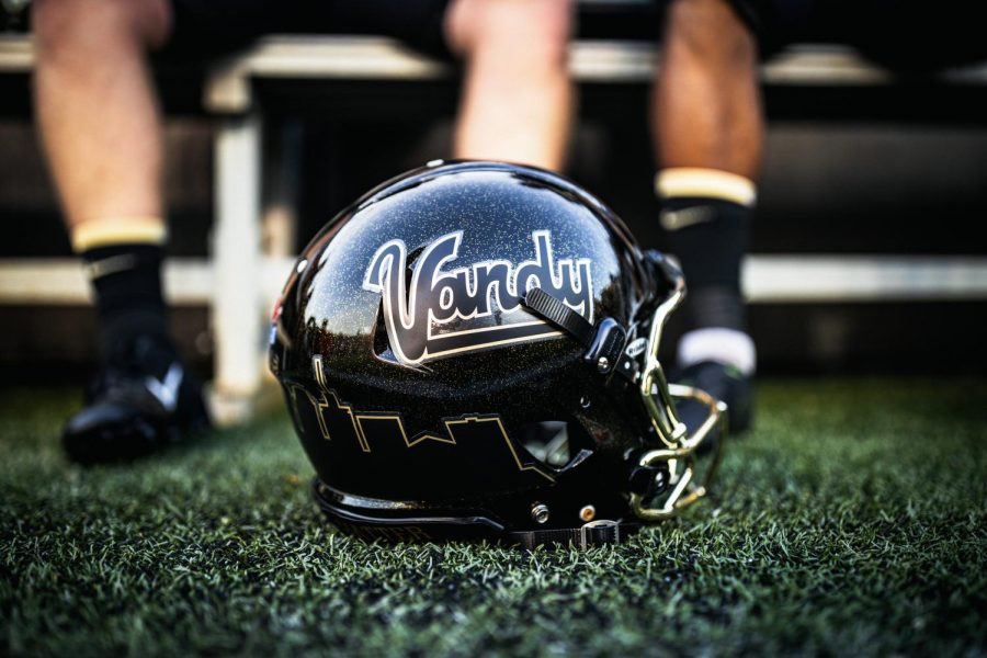 Eric Hazzard (@erichazzard40) on Twitter photo #AnchorDown | #OneofOne
<a href="/Coach_Lea/">Clark Lea</a> <a href="/Coach_LBJ_/">Larry Black Jr.</a> <a href="/Coach_Lezynski/">Nick Lezynski</a> <a href="/jovanhaye/">Coach Jovan Haye</a> <a href="/NickyV05/">Nik Valdiserri</a> <a href="/scout_aldomu/">Aldo Murià</a> @CoachPayneVandy <a href="/VandyFootball/">Vanderbilt Football</a> <a href="/jimmythompson__/">Jimmy Thompson</a> #AnchorDown | #OneofOne
<a href="/Coach_Lea/">Clark Lea</a> <a href="/Coach_LBJ_/">Larry Black Jr.</a> <a href="/Coach_Lezynski/">Nick Lezynski</a> <a href="/jovanhaye/">Coach Jovan Haye</a> <a href="/NickyV05/">Nik Valdiserri</a> <a href="/scout_aldomu/">Aldo Murià</a> @CoachPayneVandy <a href="/VandyFootball/">Vanderbilt Football</a> <a href="/jimmythompson__/">Jimmy Thompson</a>