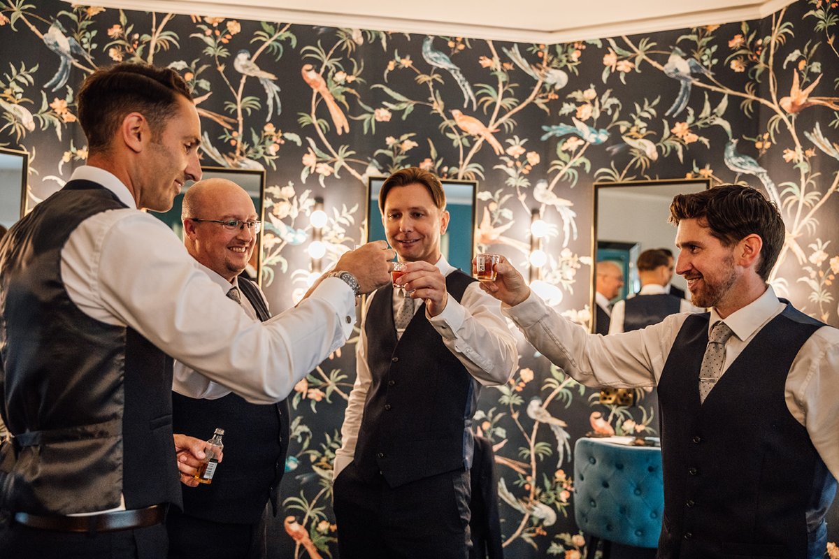 New Place Hotel tweet media