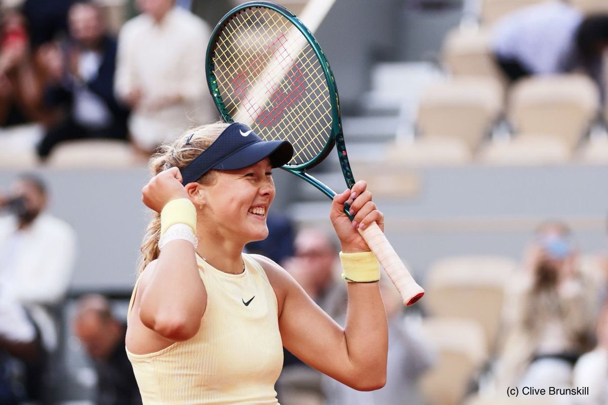 Russia's tweet image. #GameSetMatch 🌟

🎾 Russian tennis prodigy Mirra #Andreeva has defeated WTA №2 Aryna Sabalenka in the #RolandGarros QFs!

She has become the youngest player to beat a Top-2 &amp;amp; youngest to reach the Semis at a Grand Slam in the XXI century!

Go, Mirra!