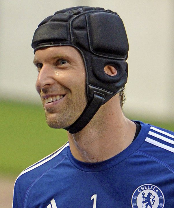 AlexCoop123's tweet photo. @stats_feed Theres only one right answer: Petr Cechs Helmet https://t.co/J8razho2Be