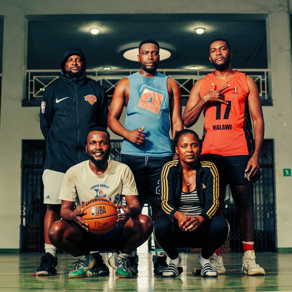 sundayballmw's tweet photo. Season "X" Week 20 CHAMPS - #6 "CMK" C. Kandani, #64 "Banko" Y. Mang'anda, S. Mpate, #33 "G.G" G. Chimbizi & #12 "Kai" S. Mponda
#Season10
#DPWars
#AnyGivenSunday
#ThisIsWhyWePlay
#ThisIsSundayBall
#SeeYouOnTheCourt
#ADecadeBalling https://t.co/rOJJnGdtAR