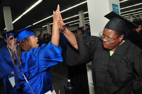 pccshuttle's tweet image. Parking&apos;s on us at PCC Cascade Campus on commencement day! Enjoy free shuttles to Memorial Coliseum starting at 4pm, running every 20 mins. Friends &amp;amp; family welcome aboard! Shuttles run 45 mins post-ceremony. Let&apos;s celebrate hassle-free! 🚌🎉 #PCCCommencement #FreeParking