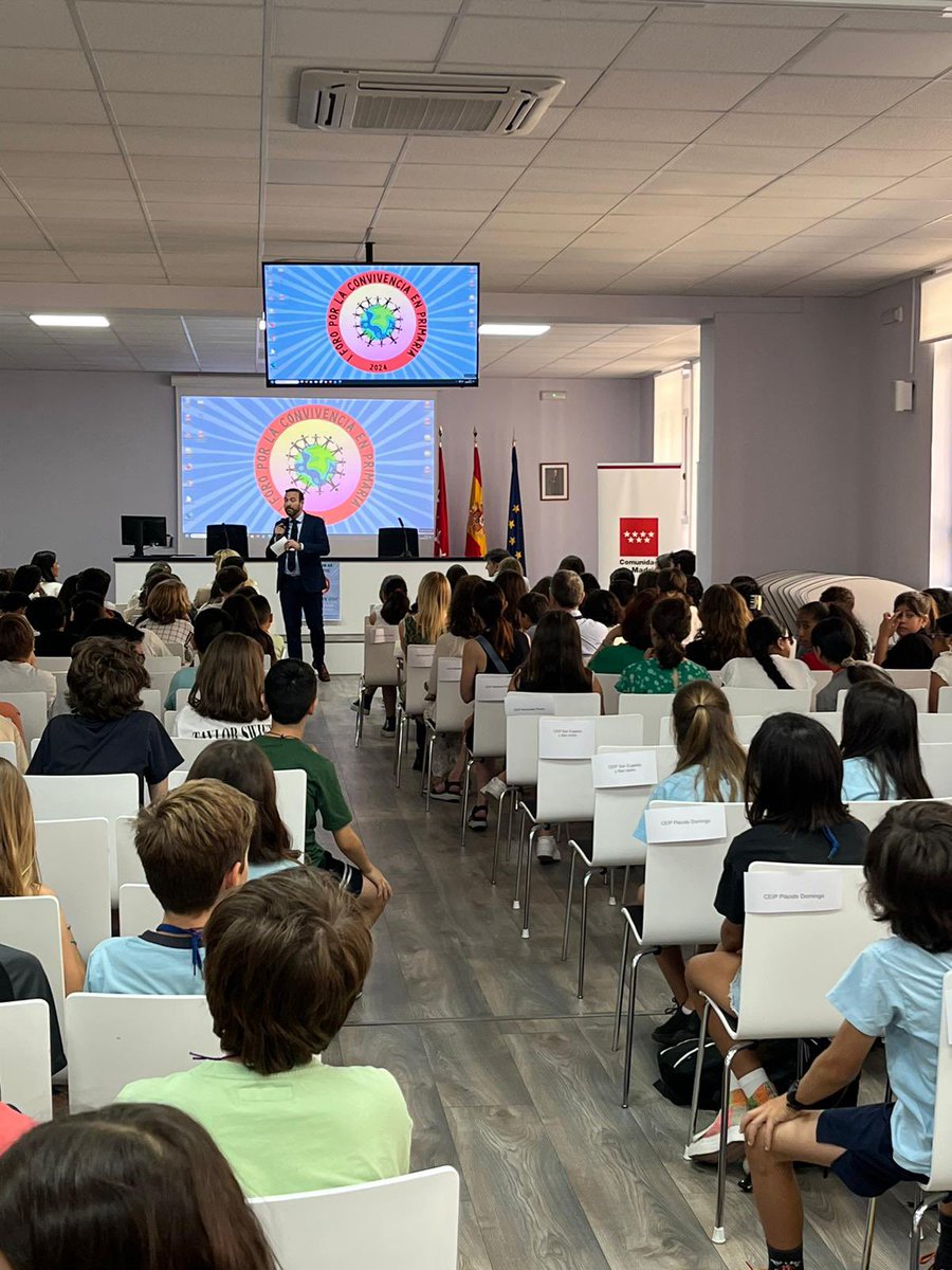 Monse Poyatos🍏💜🏳️‍🌈 tweet media