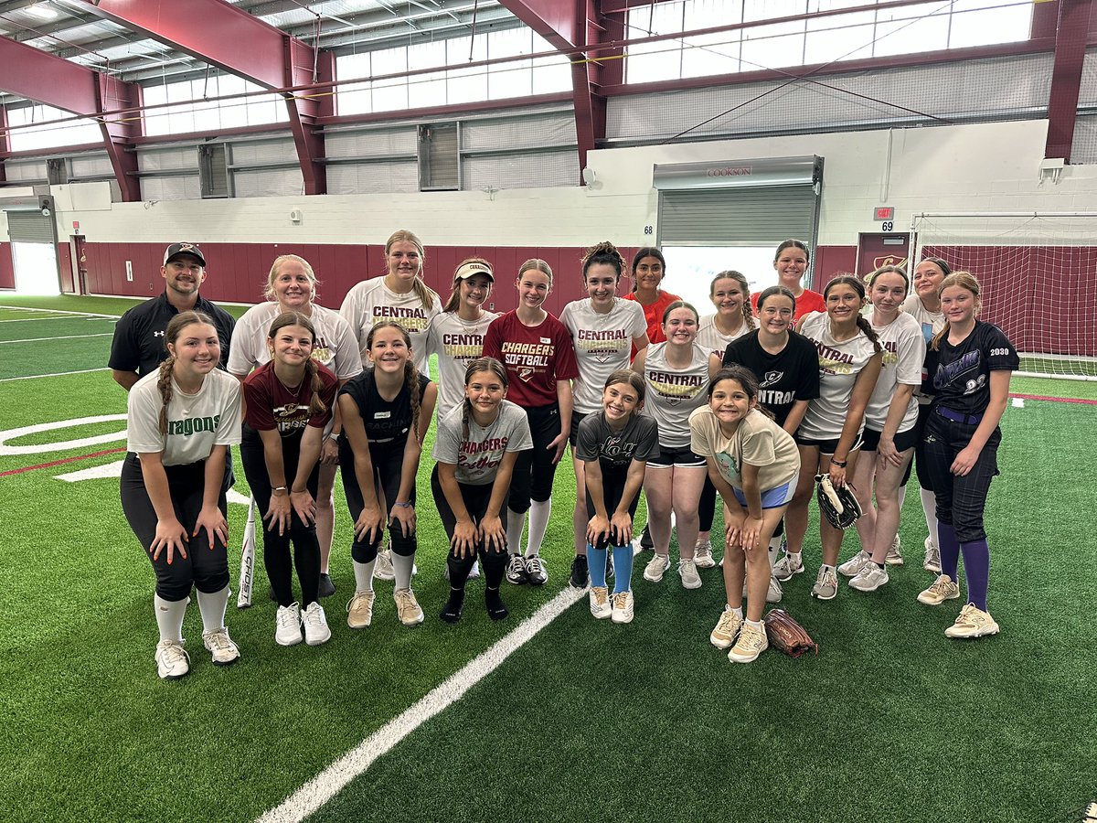 (See previous post) — the rain again tried to wash out day 2 of camp, but luckily we have a beautiful indoor facility &amp; were able to get our work in!👏🏼 We are so proud of our Campers of the Day &amp; friends for their hard work. <a href="/KISDAthletics/">Keller ISD Athletics</a> <a href="/Chargers_CHS/">⚡️Keller Central Athletics⚡️</a> #BTM