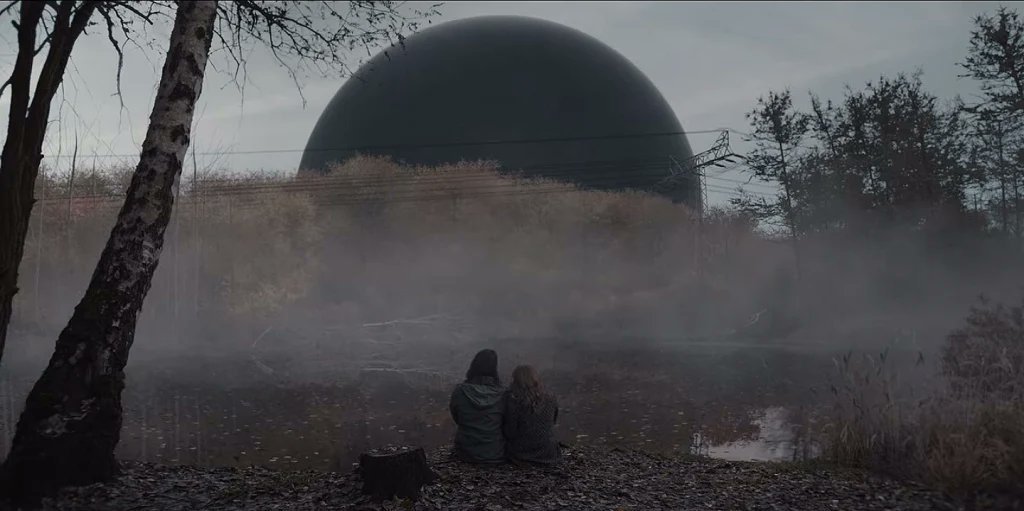 TheCinesthetic's tweet photo. Dark (2017-2020) https://t.co/55s4sZ7qMS
