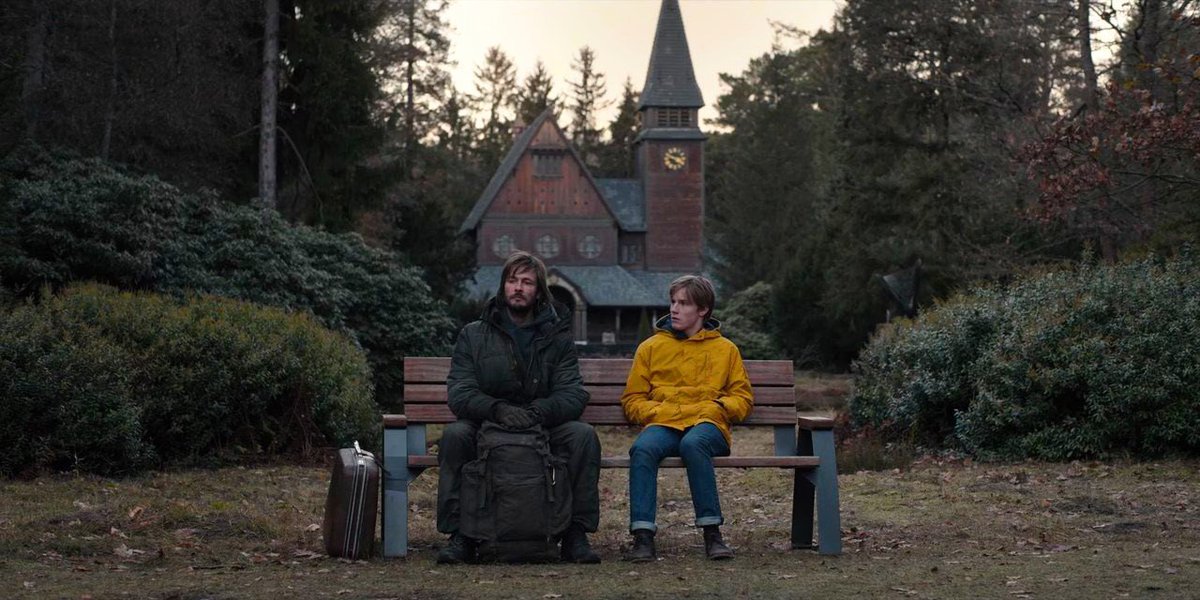 TheCinesthetic's tweet photo. Dark (2017-2020) https://t.co/55s4sZ7qMS