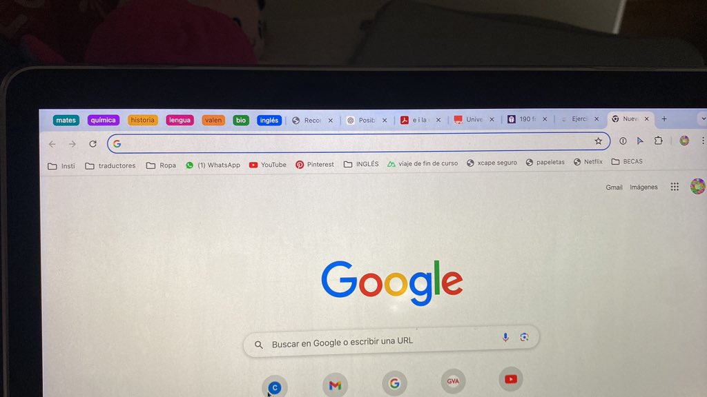 el verdadero WAR IS OVER es poder cerrar todas estás pestañas