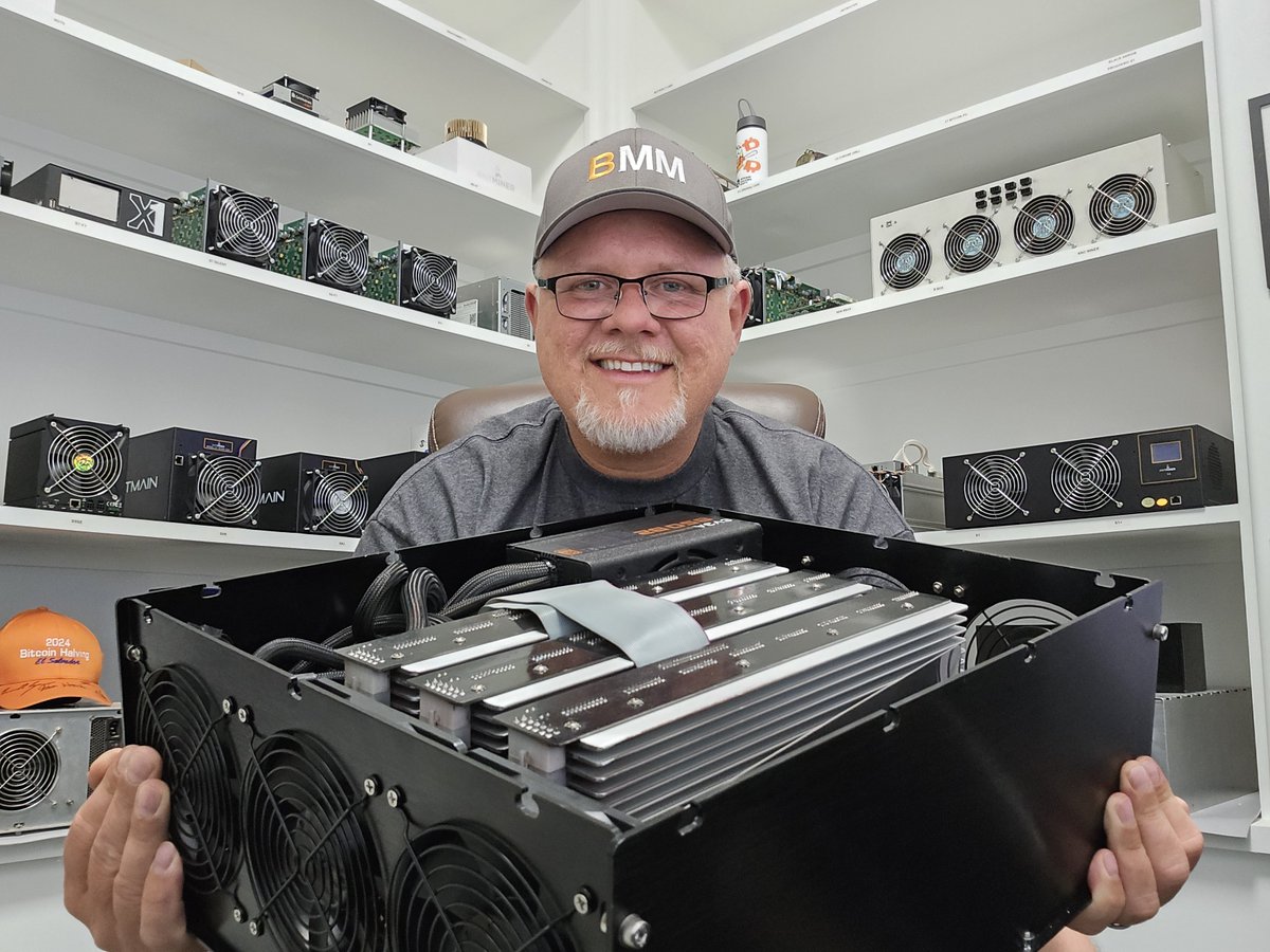 DiscoverBDC's tweet photo. What the Apple1 PC from Steve Jobs is to @Apple is what the Avalon1 miner is to #Bitcoin.

Bidding for the Worlds 1st Bitcoin miner is now LIVE on @scarcedotcity!

NOTE - A portion of the proceeds will be donated to @Dennis_Porter_’s work at @SatoshiActFund in support of Bitcoin mining on the state and federal level.

Auction link - https://t.co/HjDhUL7gUu