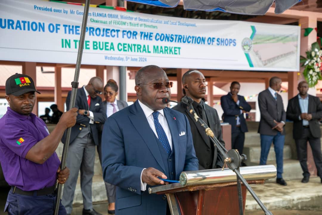 CamilleAkoaP's tweet photo. On Wednesday 5th June 2024, the inhabitants of Buea town witnessed the inauguration ceremony of modern shops in the Bwitingui central market, presided over by the Minister of Decentralization and Local Development, in which I took part. https://t.co/P5e6qUz4K2