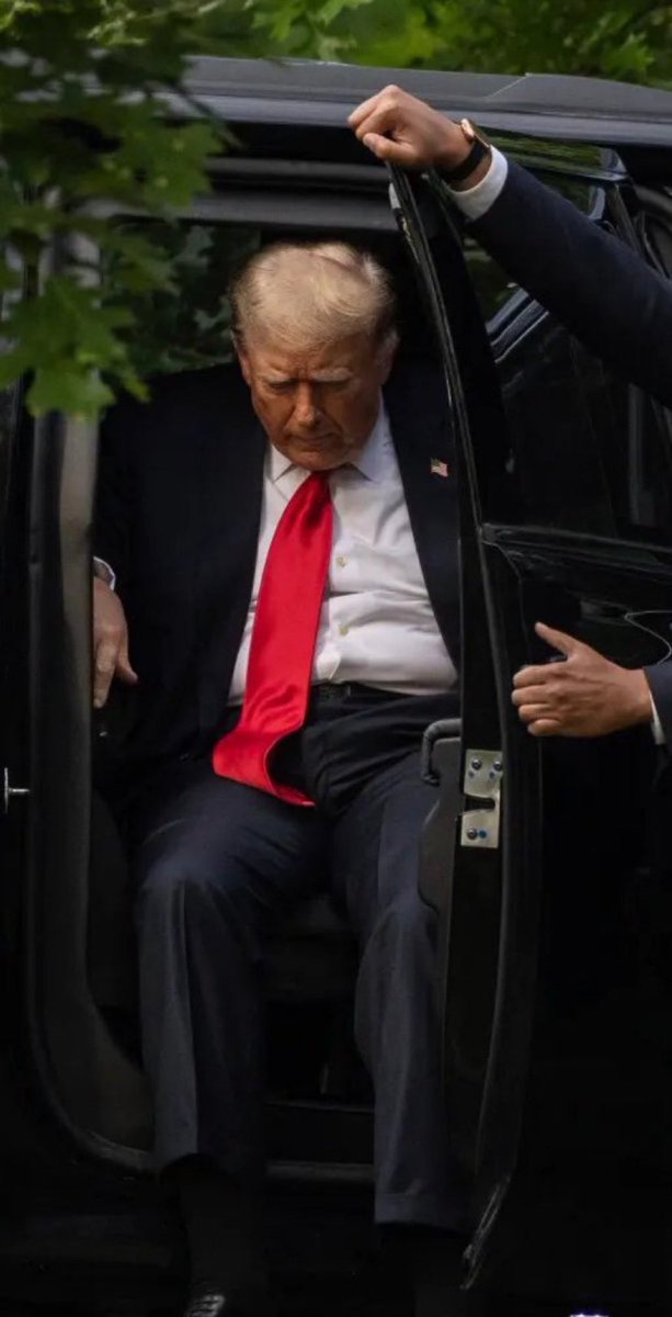 Jules Morgan 🧸 tweet media