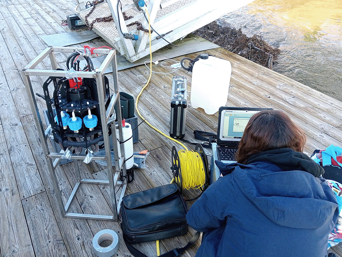 oceandiagnstics's tweet photo. @CNRS Research Scientist @ijalonr and her all-women team are conducting #microplastics #sampling with our Ascension depth sampler in France! We can't wait to learn what they find and how the data will be used to inform solutions! 🙌 #WorldEnvironmentDay https://t.co/aSt65owuD5