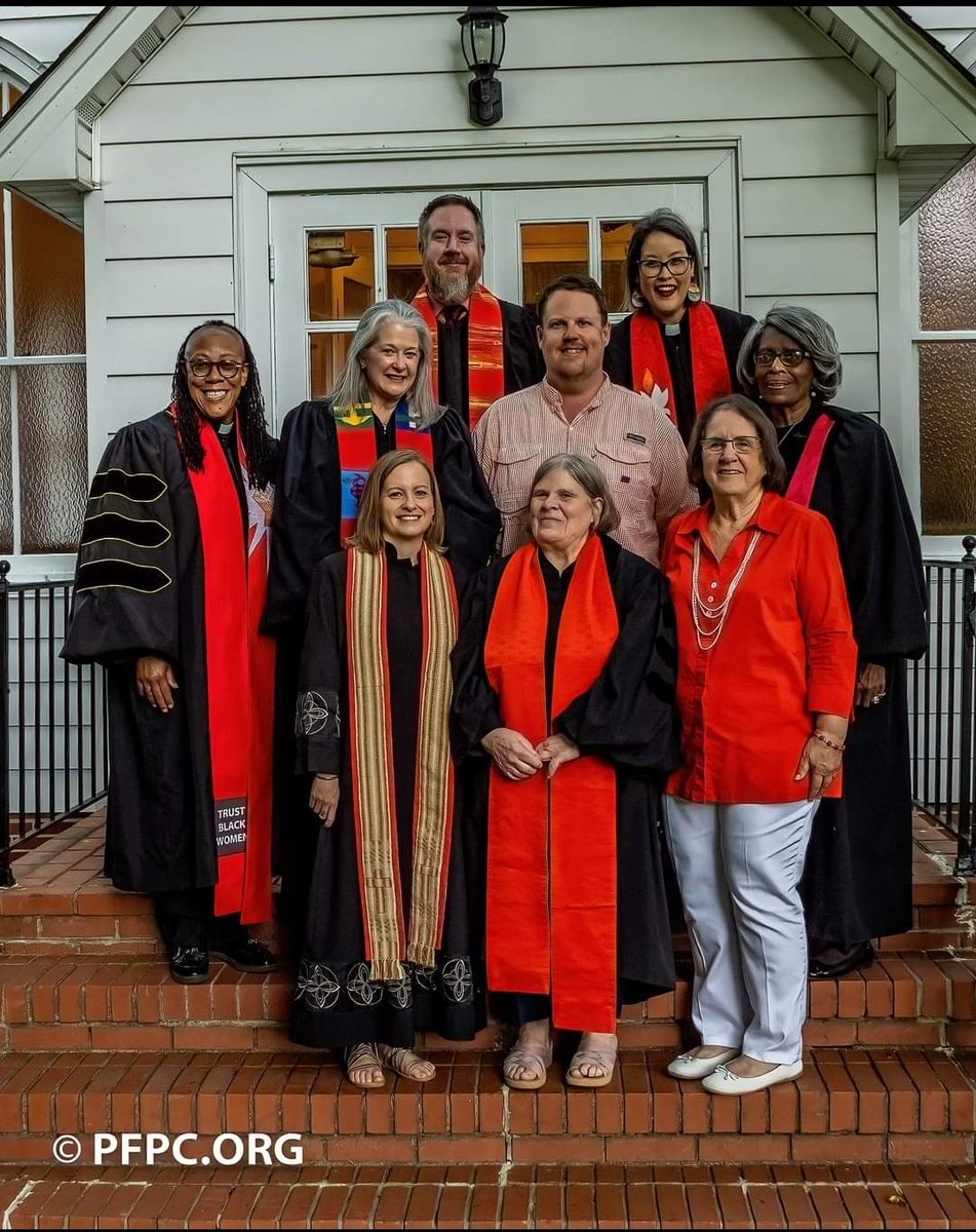 pcusabingewatch's tweet photo. Providence Forge Presbyterian #ProvidenceForge #Virginia #NewKent
Service of Installation of Rev. Crystal Varner Parker as new Pastor June 2, 2024 with Presbytery of the James.
#Providence #PCUSA @SynAtlantic #Installation https://t.co/4Kbl6MzlVr